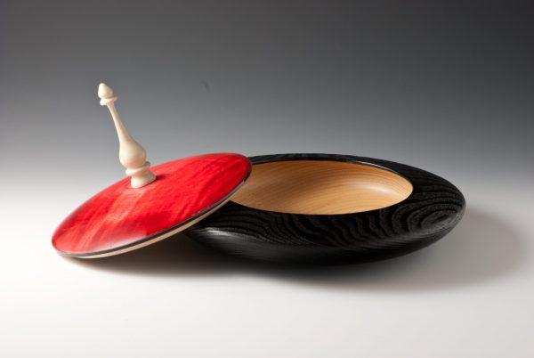 Burnt Ash Bowl w Dyed Maple Lid